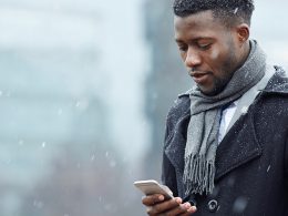 keep your phone safe in the cold