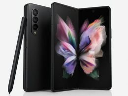 a picture of Samsung Galaxy Z Fold3 5G