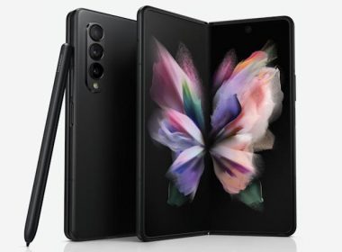 a picture of Samsung Galaxy Z Fold3 5G